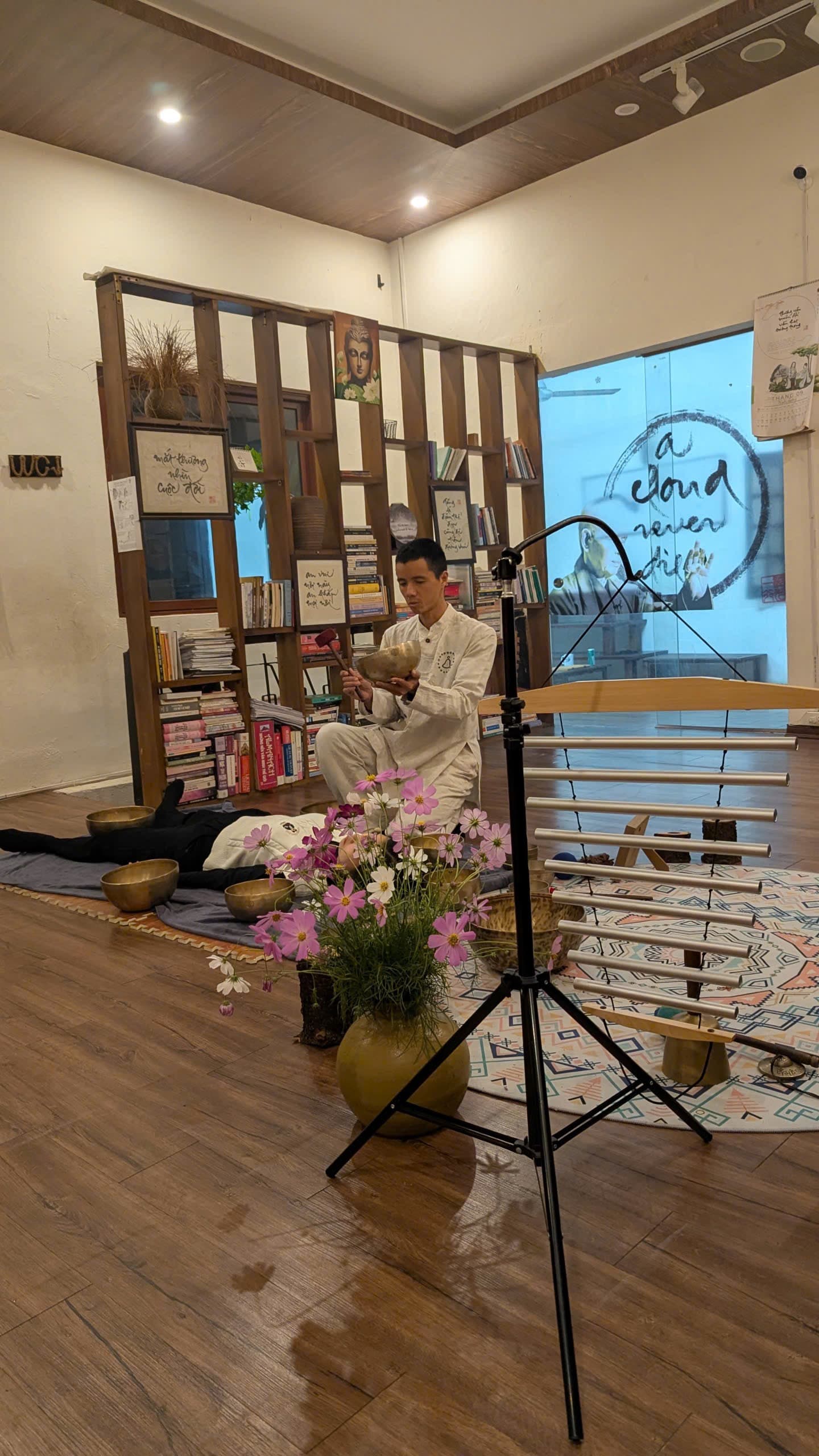 Không gian thiền chuông 1:1
