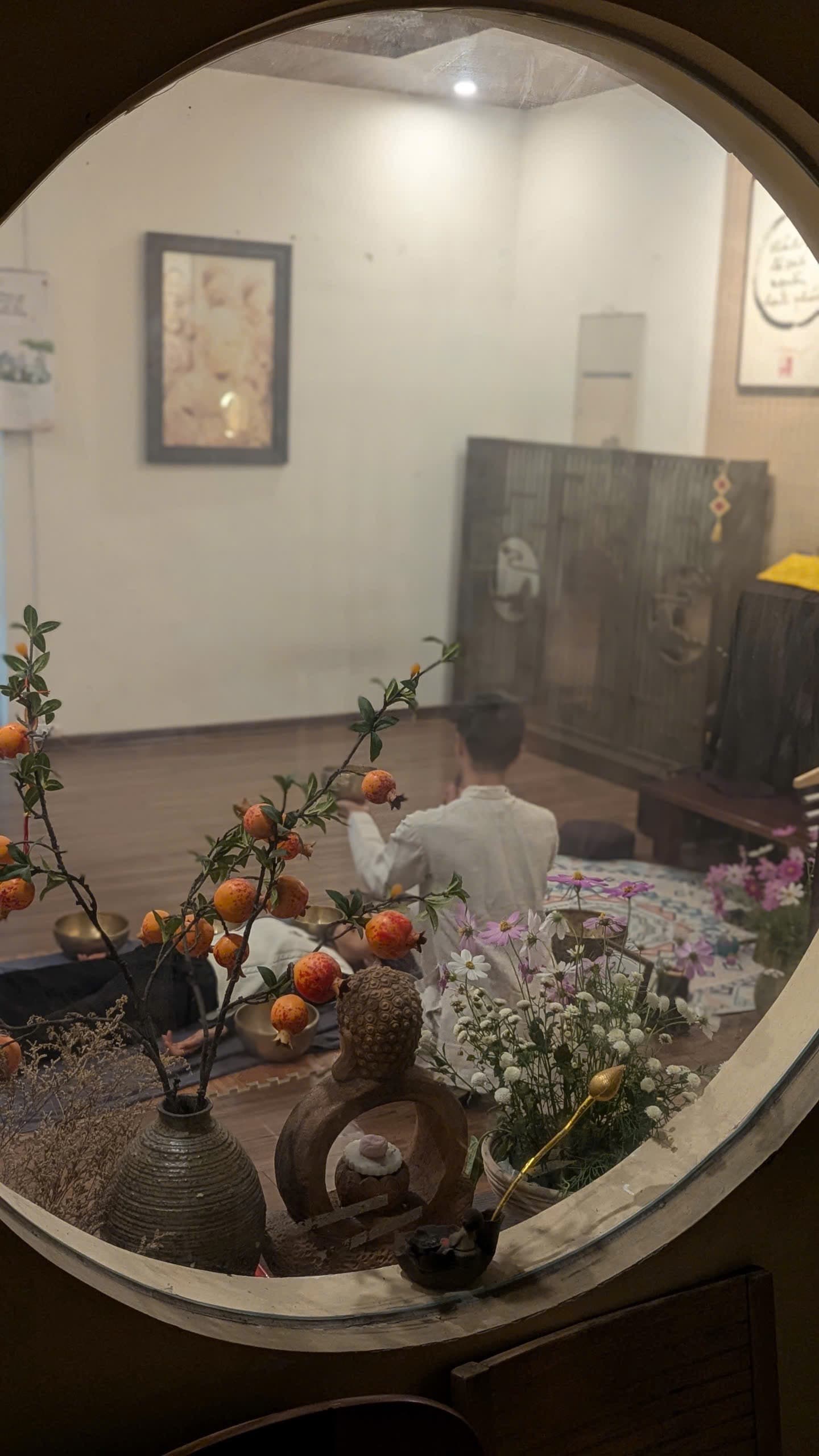 Không gian yên tĩnh cho buổi thiền chuông cá nhân